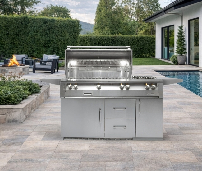 Alfresco 56-inch ALXE Portable Luxury Gas Grill with Rotisserie and Side Burner | 3 Burner