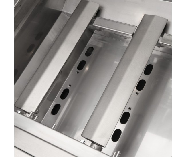 Coyote 30-inch C-Series Built-In Gas Grill | 3-Burner