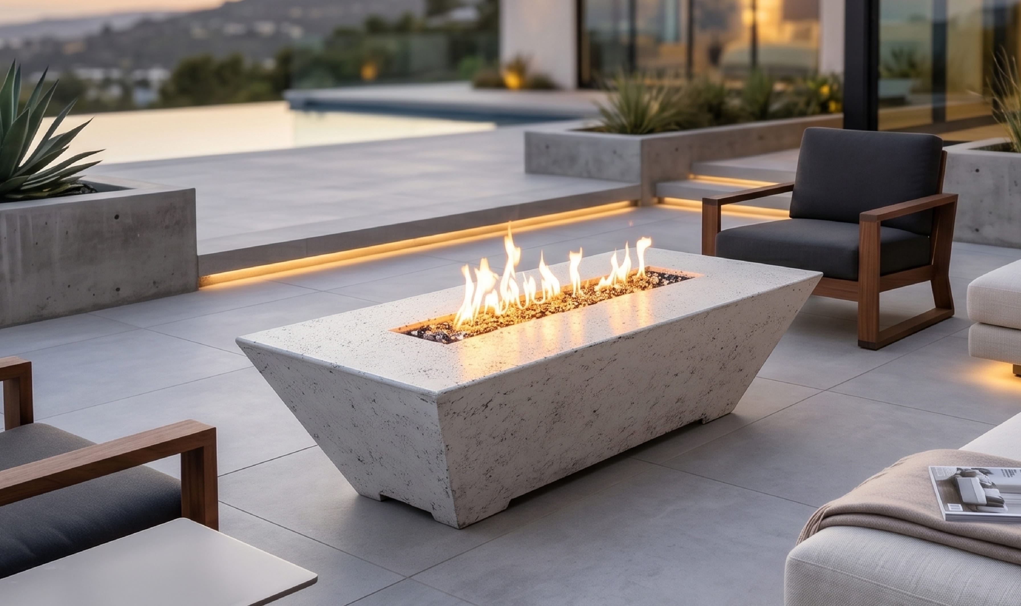 fire features presented by grand canyon logs