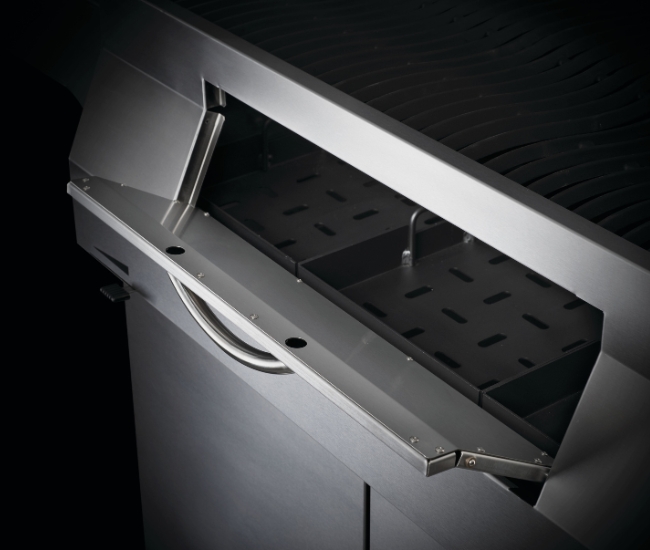 Napoleon Professional 605 Charcoal Portable Grill