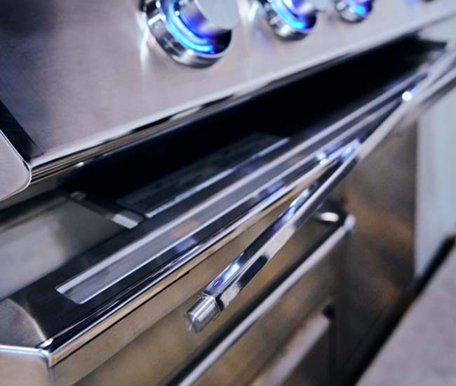 Twin Eagles 30-inch C Series Portable Gas Grill | 2-Burner