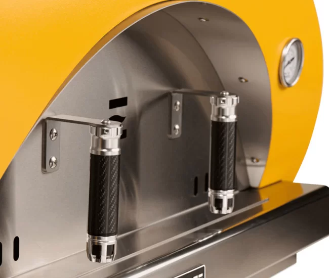 Coyote 40-Inch Wood-Fired DUOMO Outdoor Pizza Oven Coyote 40-Inch Wood-Fired DUOMO Outdoor Pizza Oven