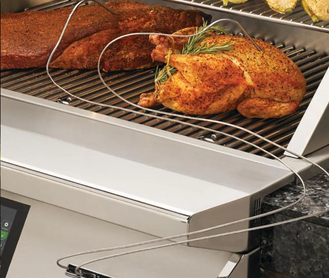 Twin Eagles 36-inch Wi-Fi Controlled Built-In Pellet Grill and Smoker Twin Eagles 36-inch Wi-Fi Controlled Built-In Pellet Grill and Smoker