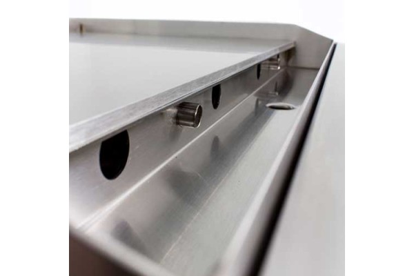 Blaze 30-inch Built-in Gas Griddle LTE Blaze 30-inch Built-in Gas Griddle LTE
