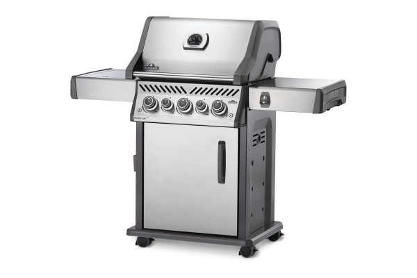 Napoleon Rogue SE 425 Stainless Steel Gas Grill with Infrared Side and Rear Burners Napoleon Rogue SE 425 Stainless Steel Gas Grill with Infrared Side and Rear Burners