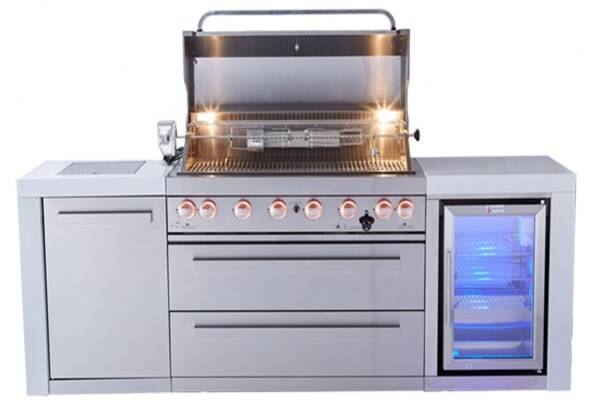 Mont Alpi 805 Deluxe Island with Refrigerator Mont Alpi 805 Deluxe Island with Refrigerator